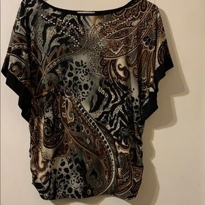 Women’s kimono style top